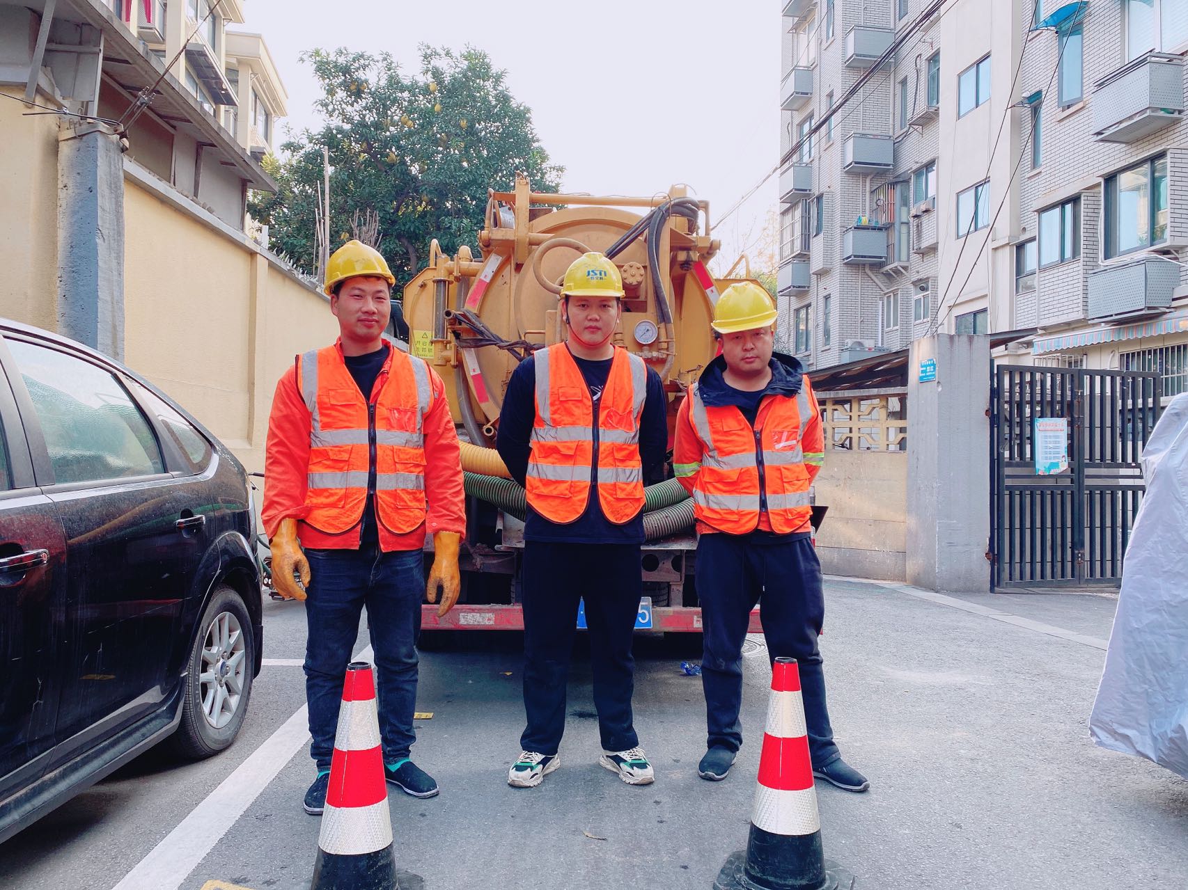 银城南京某小区管道清淤检测施工